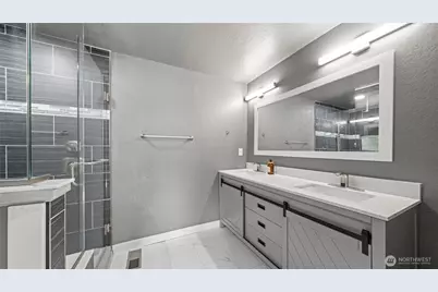 2402 W 16th Ave, Kennewick, WA 99337 - Photo 11