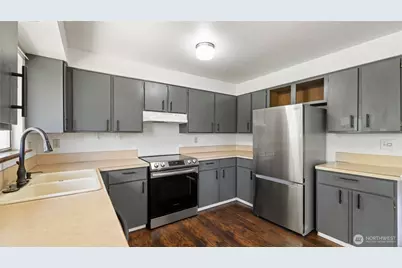 2402 W 16th Ave, Kennewick, WA 99337 - Photo 5