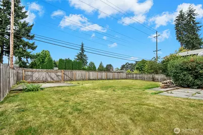 4010 227th Place SW, Mountlake Terrace, WA 98043 - Photo 23