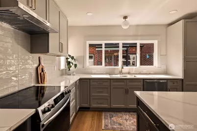 1712 30th Avenue S, Seattle, WA 98144 - Photo 9