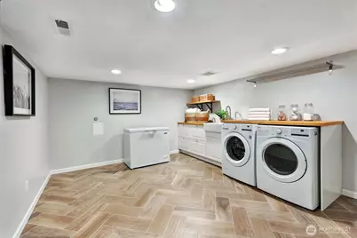 8040 Dibble Avenue NW, Seattle, WA 98117 - Photo 31