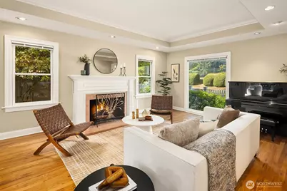 1612 38th Avenue E, Seattle, WA 98112 - Photo 3