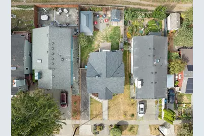 8115 12th Avenue SW, Seattle, WA 98106 - Photo 29