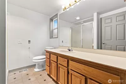 22559 SE 42nd Court #1450, Issaquah, WA 98029 - Photo 19