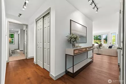22559 SE 42nd Court #1450, Issaquah, WA 98029 - Photo 5