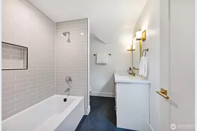 1140 23rd Avenue E, Seattle, WA 98112 - Photo 25