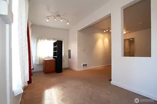 8011 Aurora Ave N, Seattle, WA 98103 - Photo 27