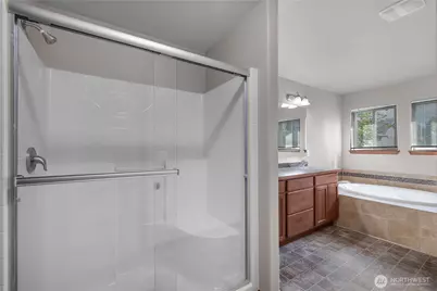 4634 Rochelle Street SE, Lacey, WA 98503 - Photo 27