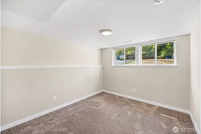 1410 150th Street SE, Bellevue, WA 98007 - Photo 35