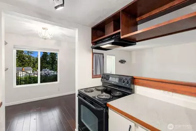 14010 Juanita Drive NE #C6, Kirkland, WA 98034 - Photo 5