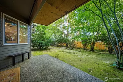 14620 NE 35th Street #106, Bellevue, WA 98007 - Photo 3