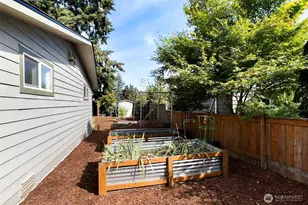 20630 8th Ave S, Des Moines, WA 98198 - Photo 21
