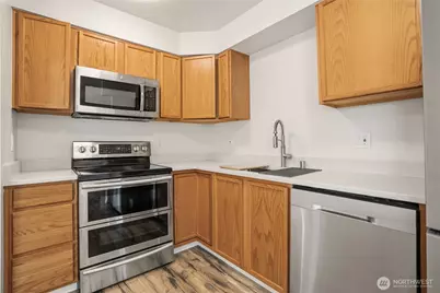 8905 Meridian Place NE #100, Lake Stevens, WA 98258 - Photo 13