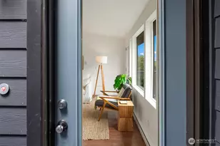 1519 5th Ave W, Seattle, WA 98119 - Photo 11