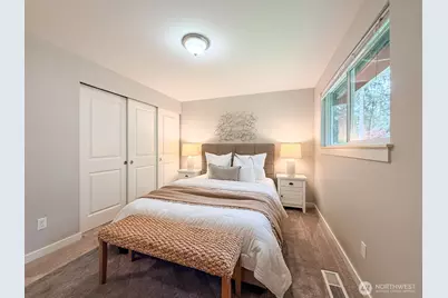 15003 108th Place NE, Bothell, WA 98011 - Photo 13