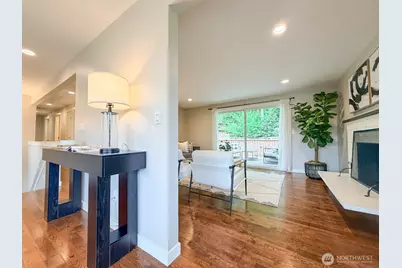 15003 108th Place NE, Bothell, WA 98011 - Photo 9