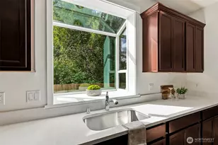 3041 Loch Ness Loop, Mount Vernon, WA 98273 - Photo 9
