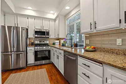 12305 Meridian Avenue S #17, Everett, WA 98208 - Photo 15