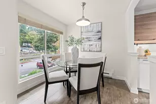 811 126th Pl NE, Bellevue, WA 98005 - Photo 7