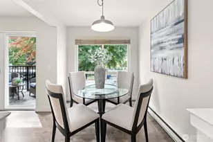 811 126th Pl NE, Bellevue, WA 98005 - Photo 9