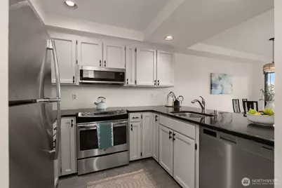 2831 14th Avenue W #2, Seattle, WA 98119 - Photo 5
