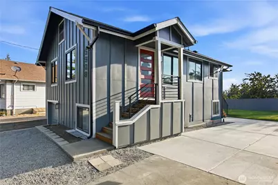 5908 Beacon Avenue S, Seattle, WA 98108 - Photo 1
