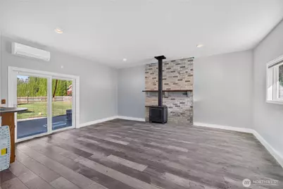 15495 Cottonwood Lane, Mount Vernon, WA 98273 - Photo 11