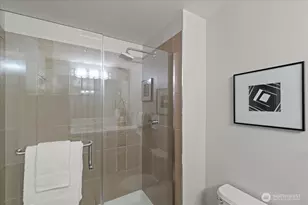 2911 2nd Ave, Seattle, WA 98121 - Photo 21