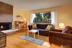 4301 Whitman Ave N, Seattle, WA 98103 - Photo 15