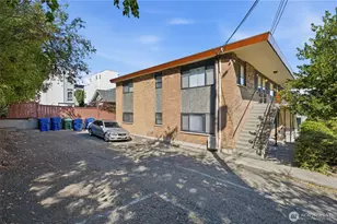 4301 Whitman Ave N, Seattle, WA 98103 - Photo 5