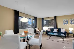 4301 Whitman Ave N, Seattle, WA 98103 - Photo 9