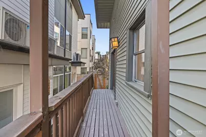 1043 S Cloverdale Street, Seattle, WA 98108 - Photo 37