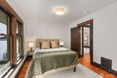 1043 S Cloverdale Street, Seattle, WA 98108 - Photo 21