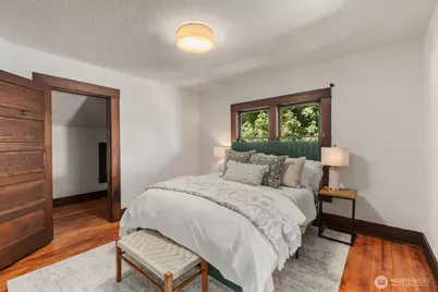 1043 S Cloverdale Street, Seattle, WA 98108 - Photo 19