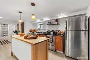 1043 S Cloverdale St, Seattle, WA 98108 - Photo 33