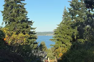 1911 1st Ave W, Bremerton, WA 98312 - Photo 1