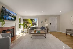 8039 40th Ave NE, Seattle, WA 98115 - Photo 9