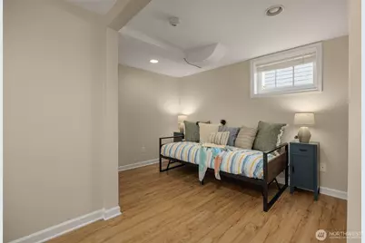 8039 40th Avenue NE, Seattle, WA 98115 - Photo 17