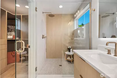726 N 89th Street, Seattle, WA 98103 - Photo 21