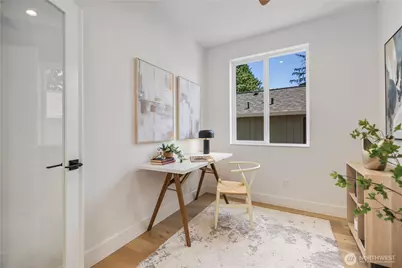 726 N 89th Street, Seattle, WA 98103 - Photo 15