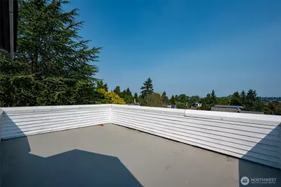 4407 30th Avenue W, Seattle, WA 98199 - Photo 23