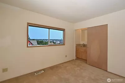 4407 30th Avenue W, Seattle, WA 98199 - Photo 21