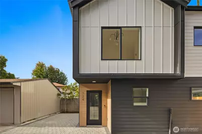 724 N 89th Street, Seattle, WA 98103 - Photo 3