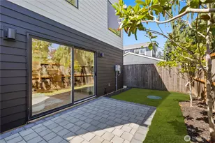 724 N 89th St, Seattle, WA 98103 - Photo 23