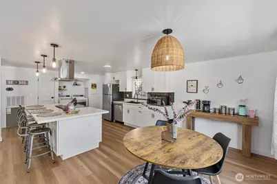 18033 116th Avenue SE, Renton, WA 98058 - Photo 9