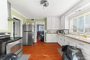 422 W 3rd St, Aberdeen, WA 98520 - Photo 9