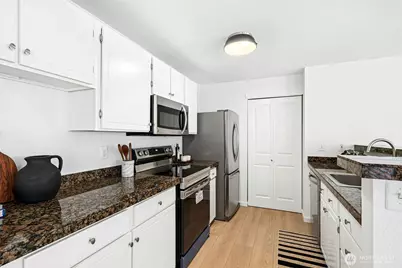 12737 NE 132nd Street, Kirkland, WA 98034 - Photo 15