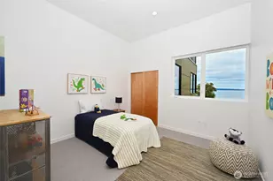 2410 NW Neptune Pl, Seattle, WA 98117 - Photo 19
