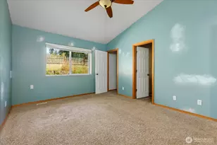 4903 Reindeer Rd, Freeland, WA 98249 - Photo 15
