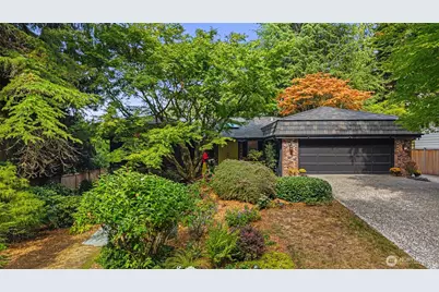 11233 240th St SW, Woodway, WA 98020 - Photo 3